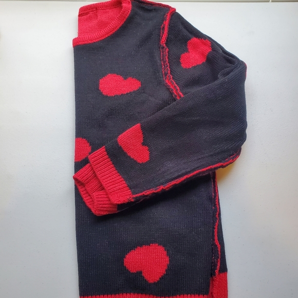 Red Heart Sweater - Picture 8 of 9